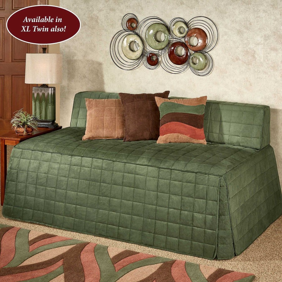 Bedding Touch of Class | Camden Quilted Hollywood Daybed Cover