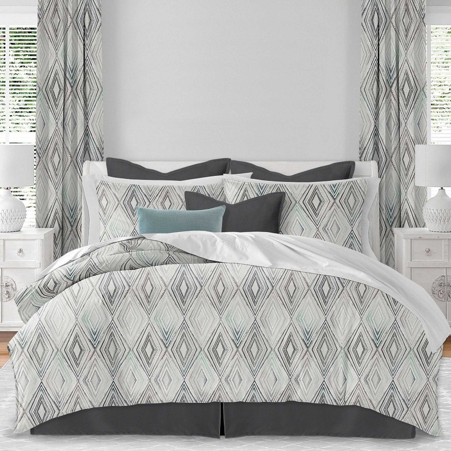 Bedding Touch of Class | Avianna Modern Diamond Patterned Mini Comforter Set Bedding