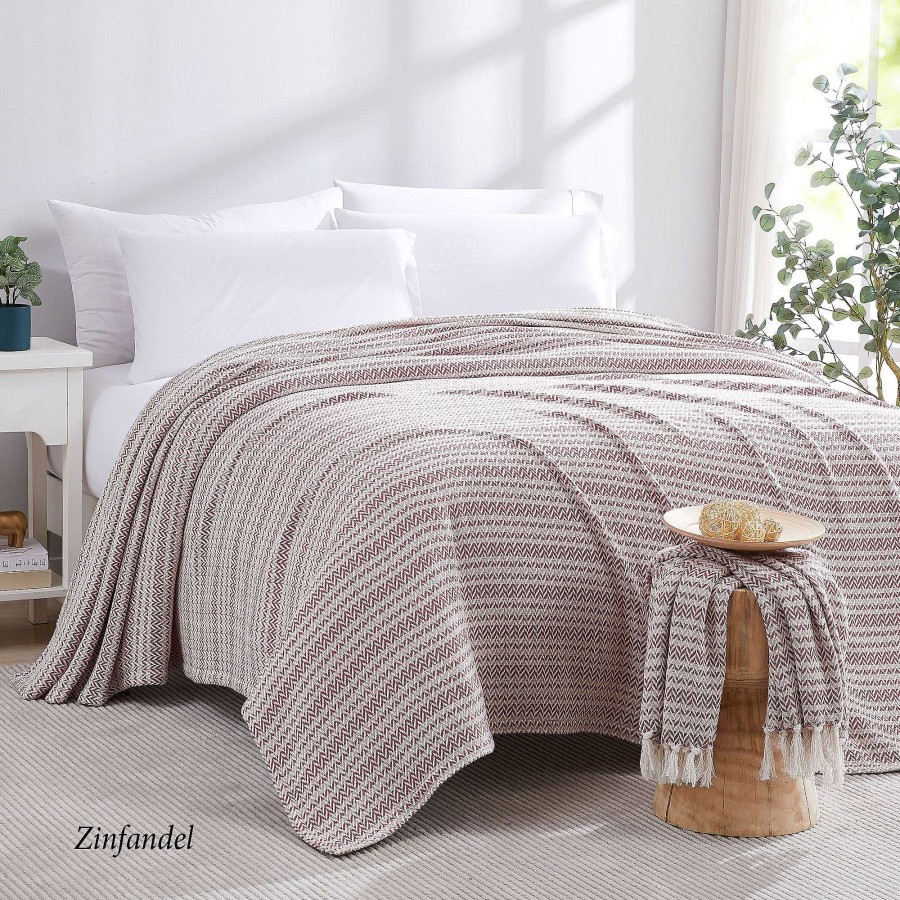 Bedding Touch of Class | Agadir Lightweight Woven Cotton Chevron Striped Blanket